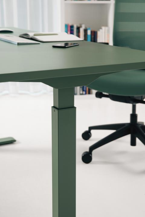 Actual product image Topstar E-Table electric height-adjustable desk mint green rectangular, T-leg frame green 1 (80 x 68 cm)