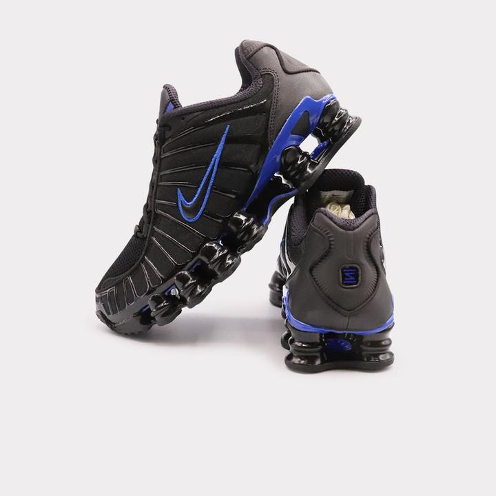 Bleu Racer, Noir