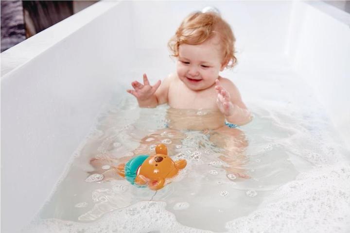 Actual product image Hape Teddy goes splashing