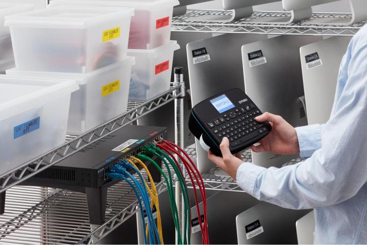 Produktbild Dymo LabelManager 640CB 6/9/12/19/24mm D1-Bänder Qwertz