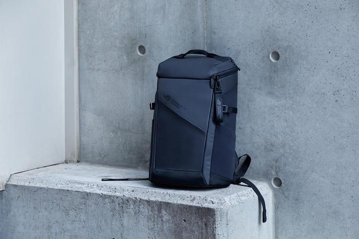 Actual product image ASUS ROG Ranger BP2701 Gaming (22 l)