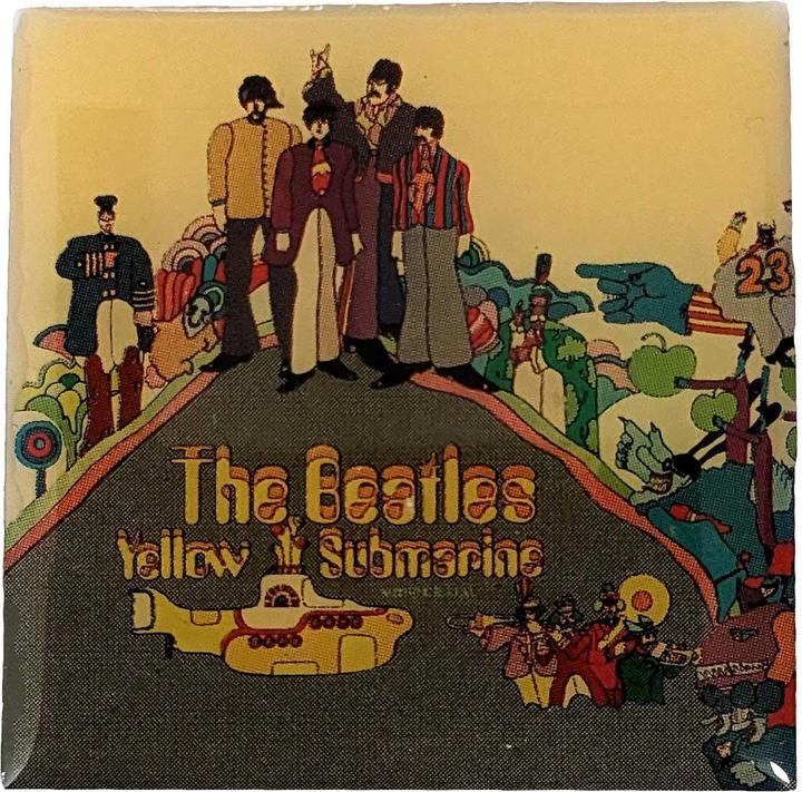 Produktbild The Beatles Abzeichen Yellow Submarine Metall