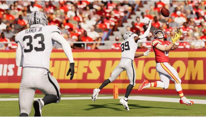 Actual product image EA Games Madden NFL 24 (PS5, EN)