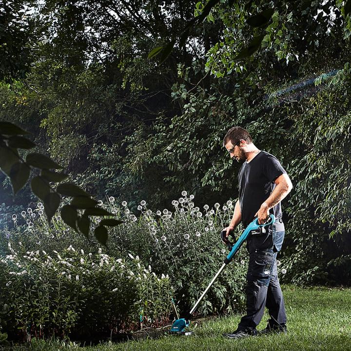 Productafbeelding Makita DUR181RF (Onkruidverdelgers)