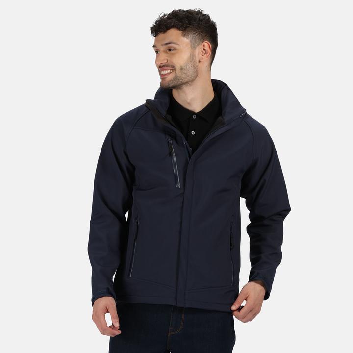 Actual product image Regatta Apex softshell jacket (L)