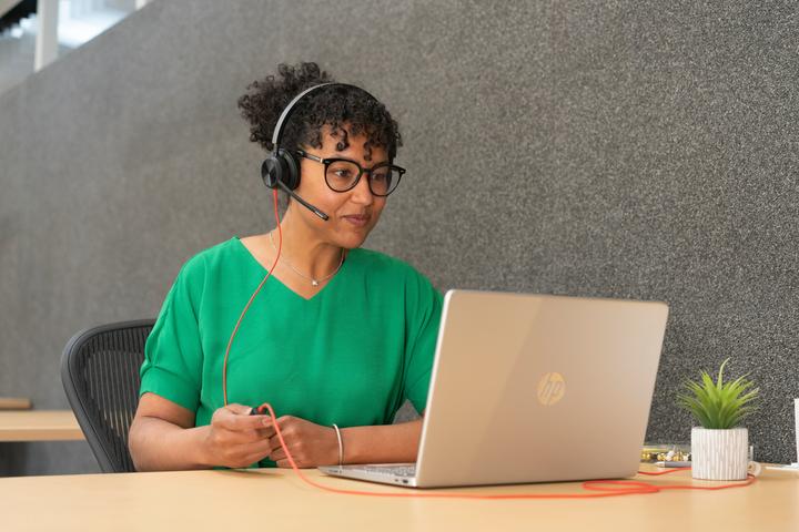 Produktbild Poly Headset Blackwire 8225 UC USB-C (Kabelgebunden, USB-C)
