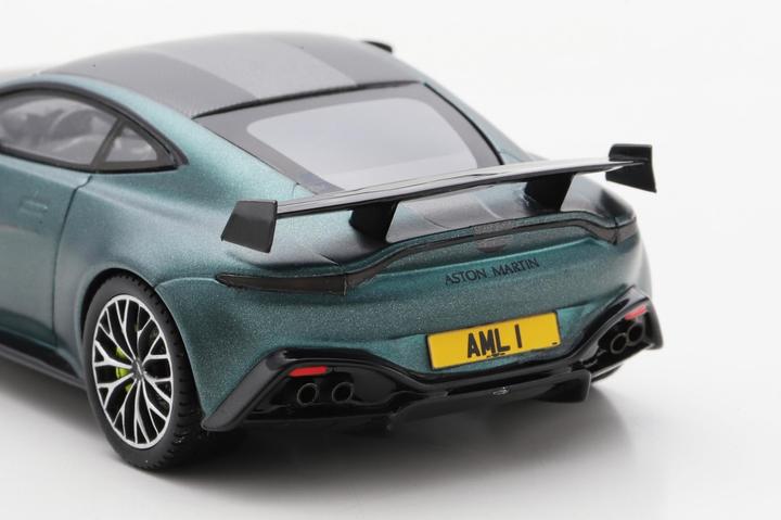 Produktbild Schuco Aston Martin Vantage F1 grün 1:43