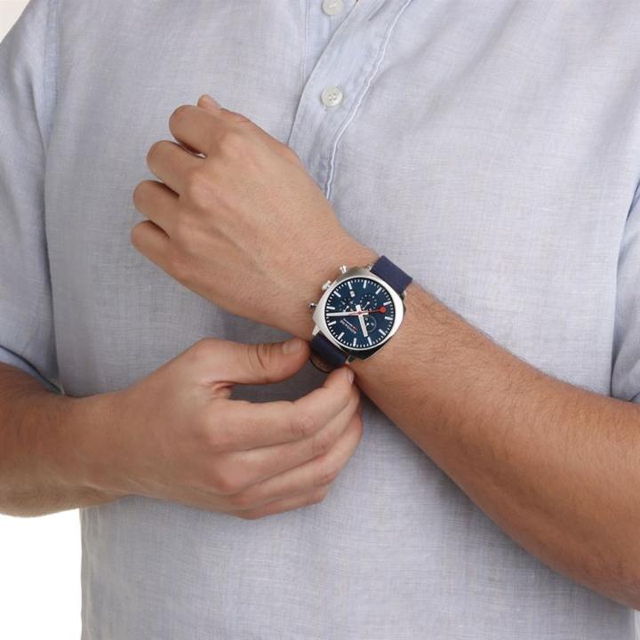 Produktbild Mondaine Grand Cushion (Chronograph, 41 mm)
