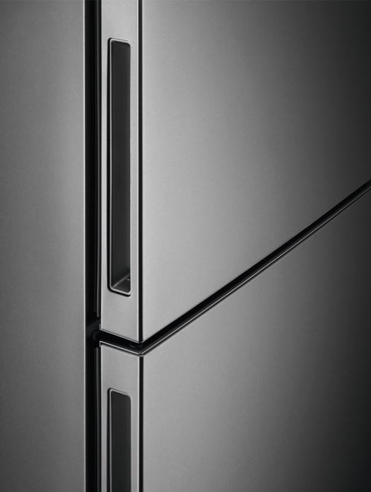Actual product image Electrolux LNT7ME36X3 (366 l)