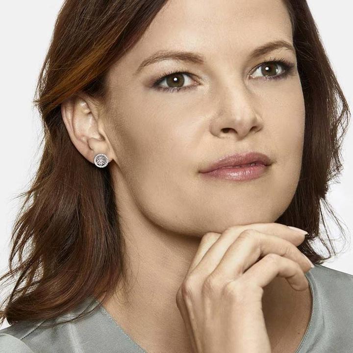 Actual product image Engelsrufer Balance ear stud life flower (925 silver rhodium-plated, Silver rhodium-plated)