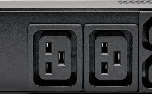 Produktbild Eaton Tripp Lite Series PDU Metered Vertical 7.4W 230V 8 C19 40 C13 IEC 309 32A 0U TAA