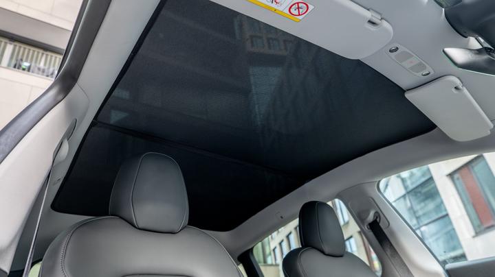 Immagine prodotto Made4EV Nuovo parasole per la Tesla Model Y