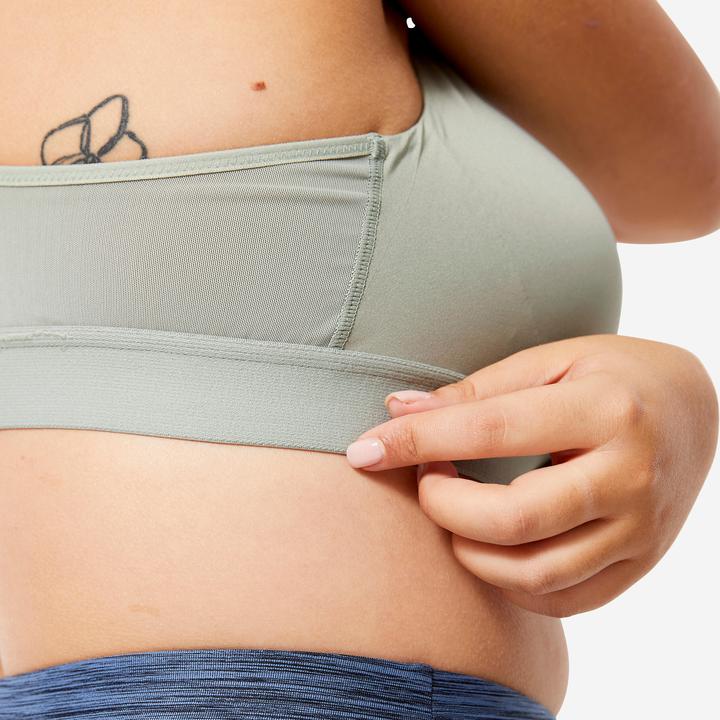 Produktbild Decathlon Bustier starker Halt verstellbare Pads - salbeigrün (S)
