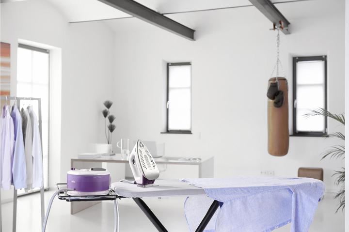 Immagine prodotto Braun CareStyle Compact IS 2144 VI stazione da stiro a vapore (2400 W, 440 g/min)