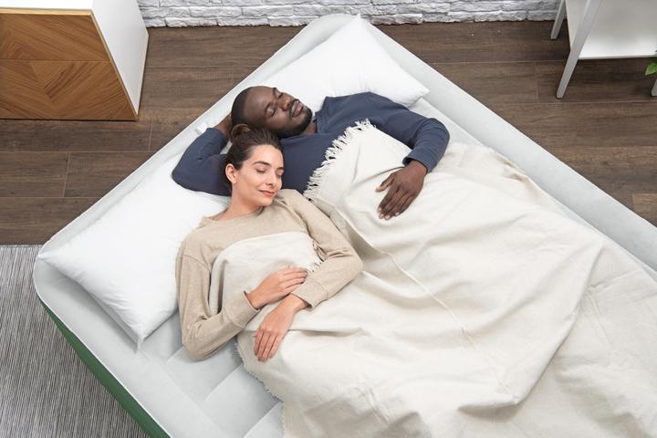 Actual product image Bestway ToughLite TPU Queen Air Mattress Queen, Built-in AC Pump 203x152x46 cm