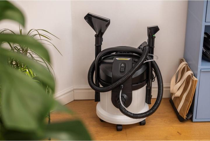 Produktbild Kärcher SE 4 Plus 1.081-170.0 (Nass-Trockensauger)