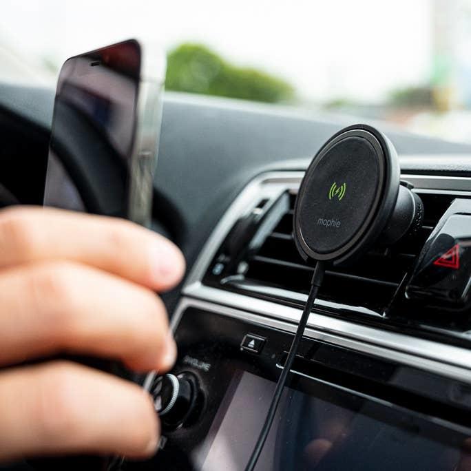 Produktbild mophie Snap&Wireless Vent Mount (15 W)