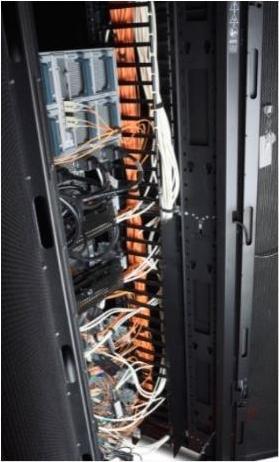 Actual product image APC Hinged Covers for NetShelter SX 750mm Wide Vertical Cable Manager
