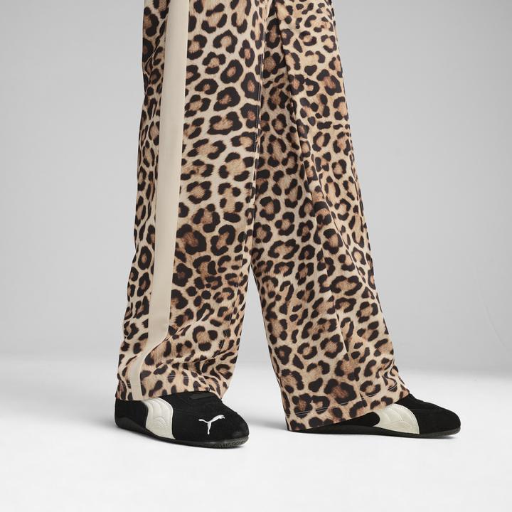 Produktbild Puma T7 LEO LUXE AOP Straight Pants op (L)
