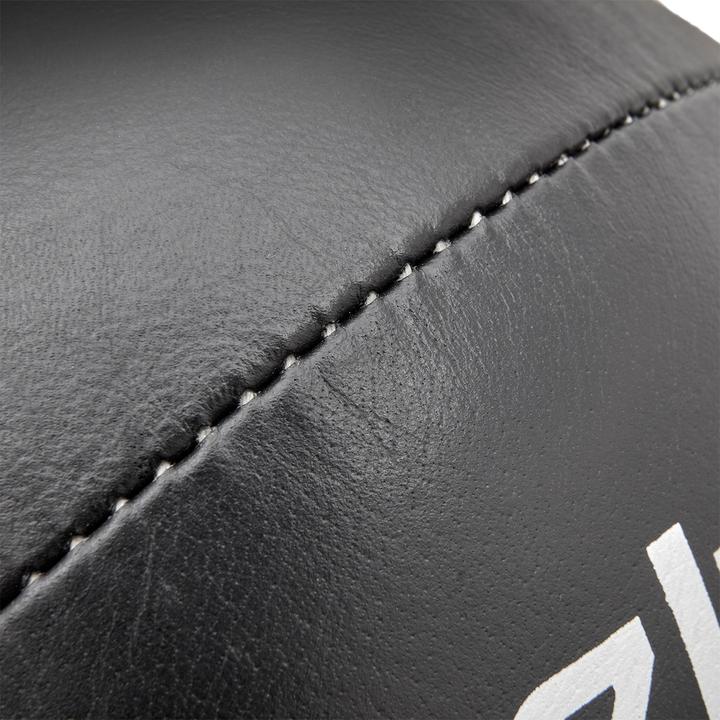 Actual product image Reebok Speedball leather boxing ball (34 cm, 0.41 kg)