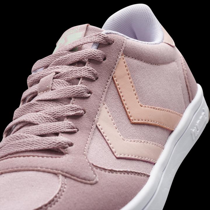 Actual product image hummel Stadil Light Canvas (36)