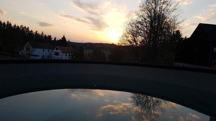 Immagine prodotto Yurta nella valle selvaggia e romantica