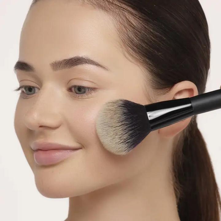 Actual product image Artdeco Brush (Powder)