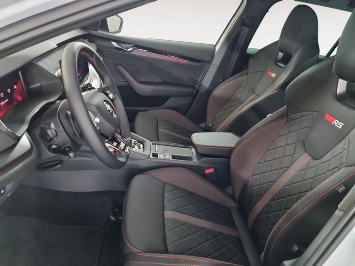 Immagine prodotto Skoda Octavia 1.5 TSI EVO Highline DSG 7 posti (Benzina, Diesel, Elettrico / Benzina Ibrido, 245 CV)