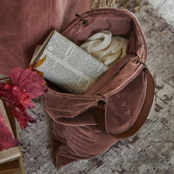 Actual product image Loberon Clarimonda purple bag