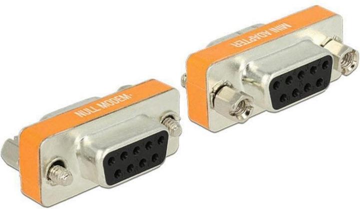 Delock DB9F à (0.02 m)
