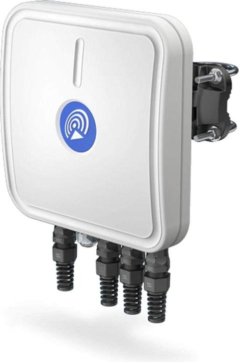 Actual product image Quwireless LTE Industrial Router QuCam 240SM Outdoor Kit with PoE+Switch