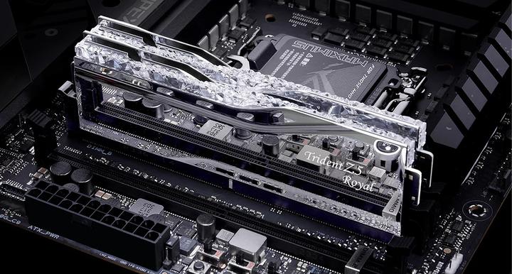 Actual product image G.Skill Trident Z5 Royal (2 x 24GB, 8000 MHz, DDR5 RAM, DIMM)