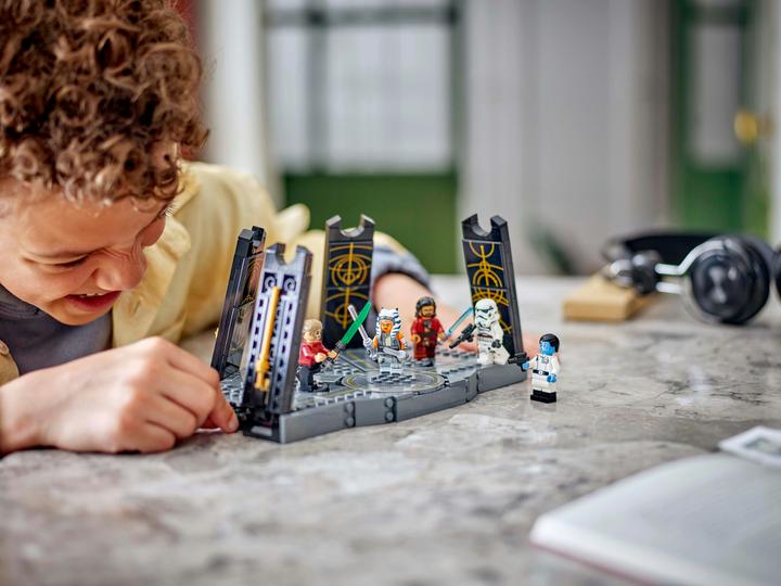 Image du produit LEGO Le duel d'Ahsoka Tano sur Peridea (75385, LEGO Star Wars)
