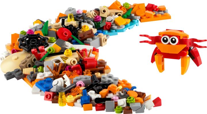Actual product image LEGO Promotional 12-in-1 Creative Box (40593, LEGO Creator Expert)