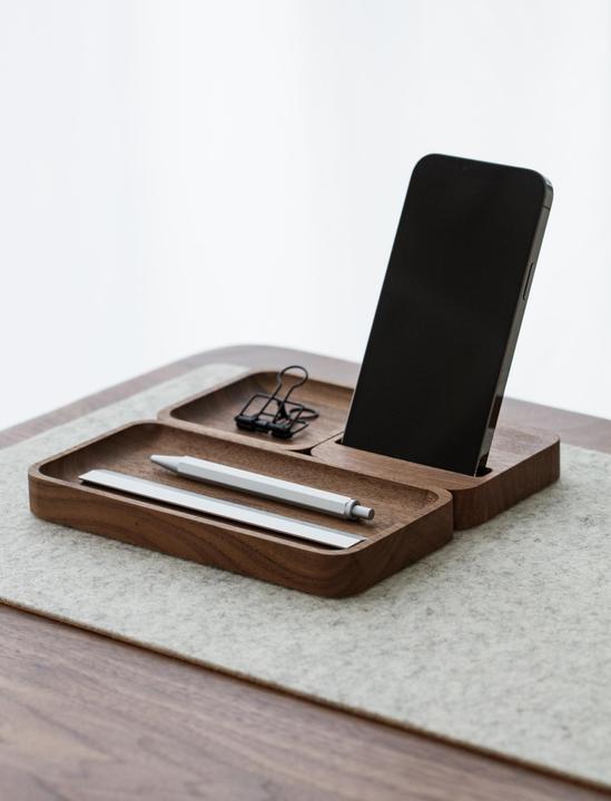 Image du produit Oakywood Smartphone Stand (OakyBlocks) - Support de téléphone en bois - Noyer -