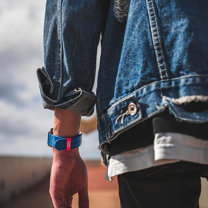Image du produit Moby Fox Marvel bracelet pour smartwatch Insignia Collection : Captain America (Silicone)