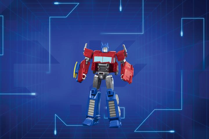 Actual product image Hasbro Transformers EarthSpark Warrior Class Optimus Prime toy