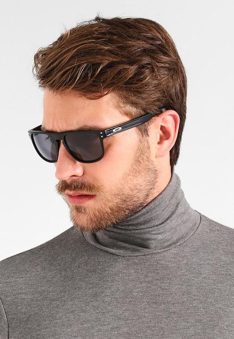 Actual product image Oakley Holbrook