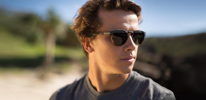 Actual product image Oakley Latch