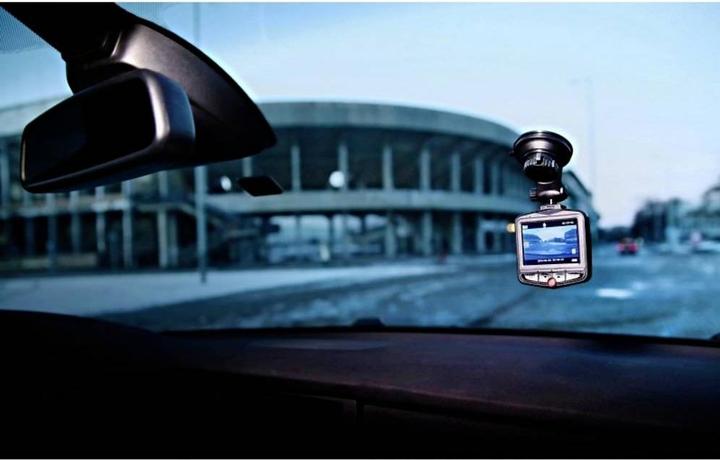 Produktbild Lamax Dashcam (WLAN, Bluetooth, Eingebaute Anzeige, Eingebautes Mikrofon, Eingebautes Display, Full HD)