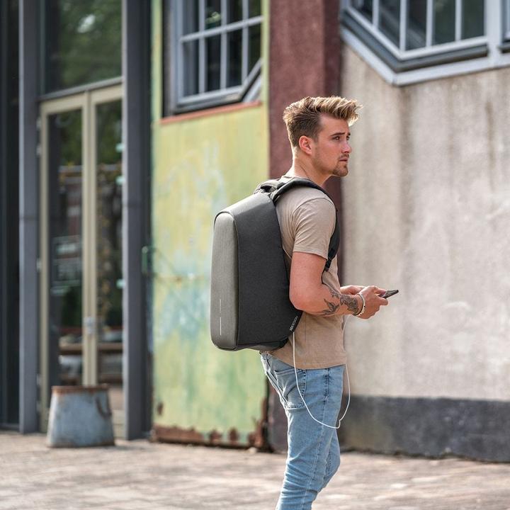 Actual product image XD Design Bobby Hero (18 l)