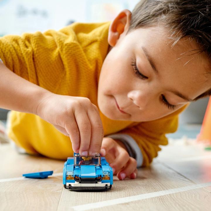 Actual product image LEGO Sports car (60285, LEGO City)