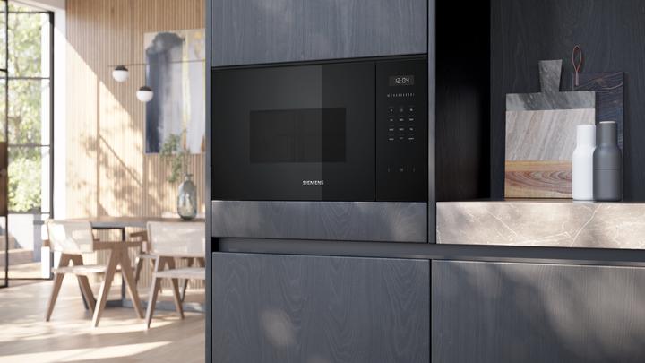 Actual product image Siemens iQ500 BE555LMB1