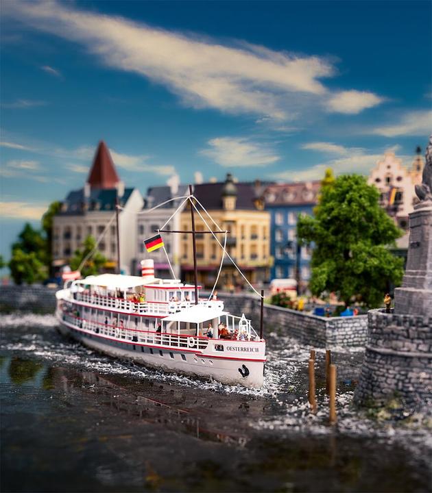 Produktbild Faller Fahrgastschiff Oesterreich