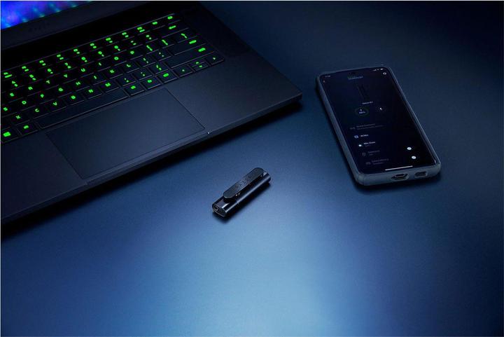 Actual product image Razer Seiren BT