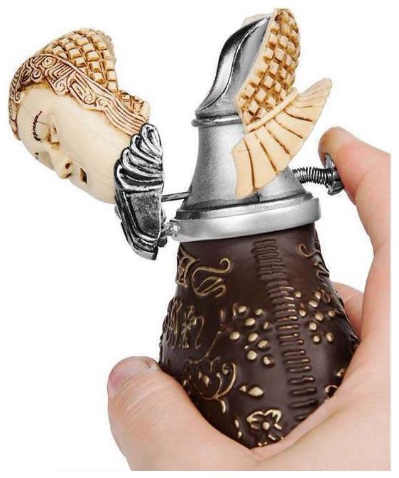 Actual product image Noble Collection Harry Potter hip flask Mad-Eye Moody 16 cm