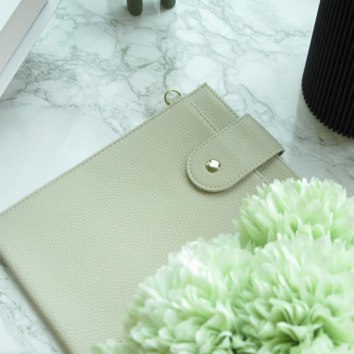 Produktbild PhoneLook Elegante universelle Smartphone Umhängetasche aus veganem Leder inkl. Umhängegurt aus Leder (vegan)