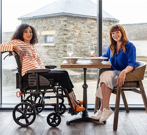 Image du produit Invacare Fauteuil roulant de transport Action Transit Lite