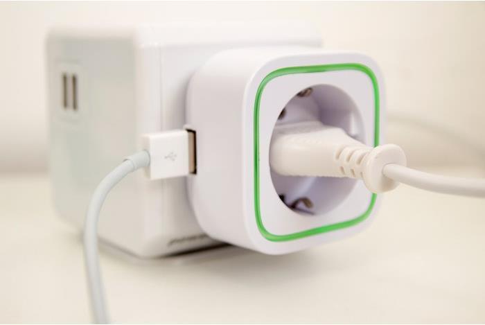 Actual product image Aeon Labs Smart Switch 6