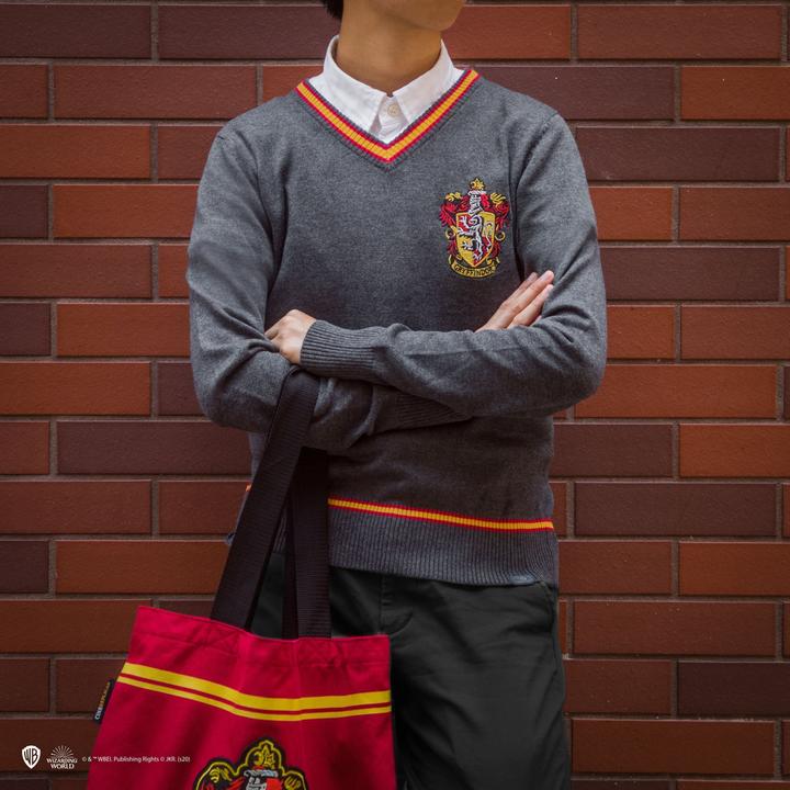 Actual product image Cinereplicas Gryffindor Sweater (L)